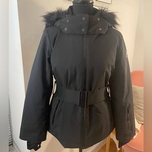 ASOS 4505 Ski & Snow Jacket ⛷️🎿